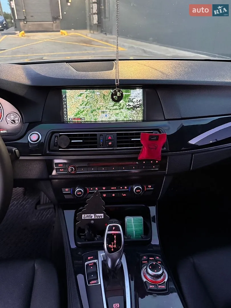2010 BMW 5er - мініатюра 10