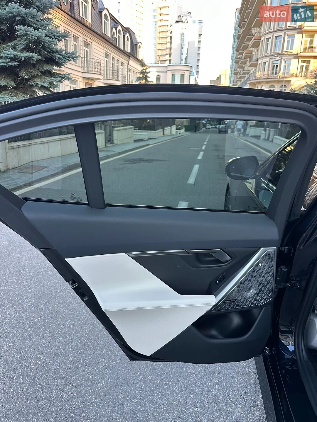 2024 BMW 5er - мініатюра 20