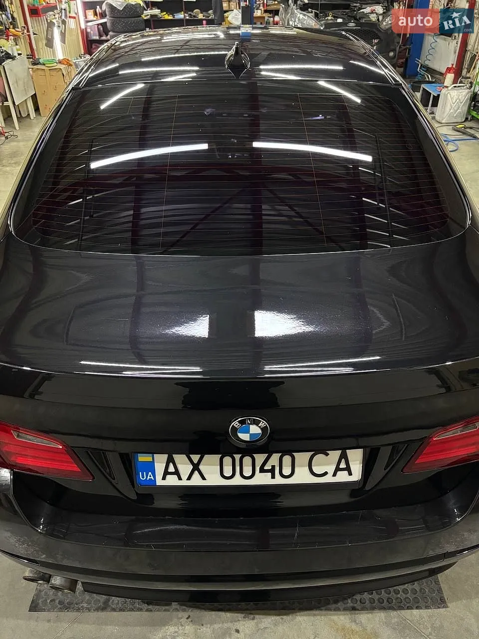 2010 BMW 5er - мініатюра 11