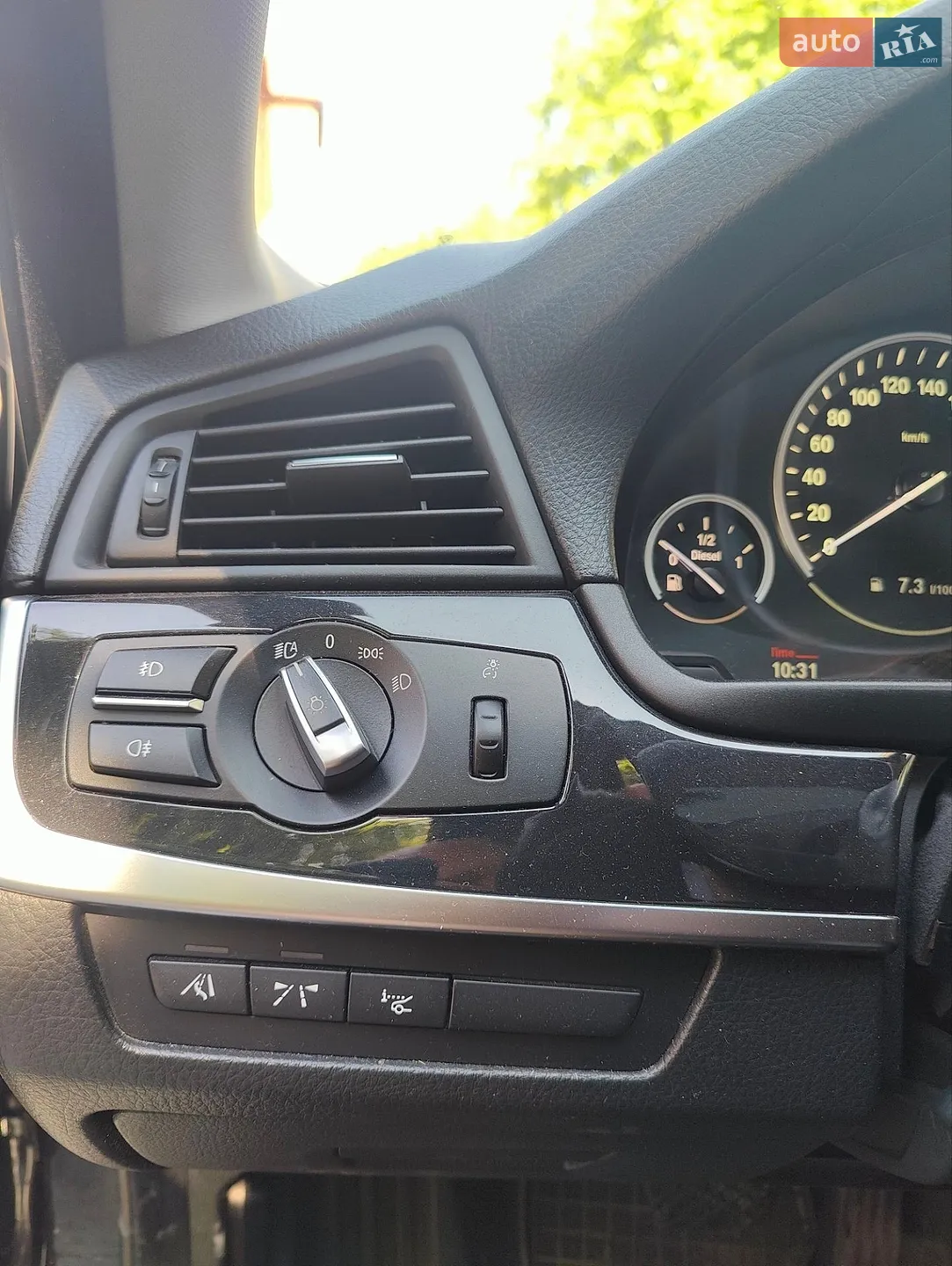 2011 BMW 5er - мініатюра 15