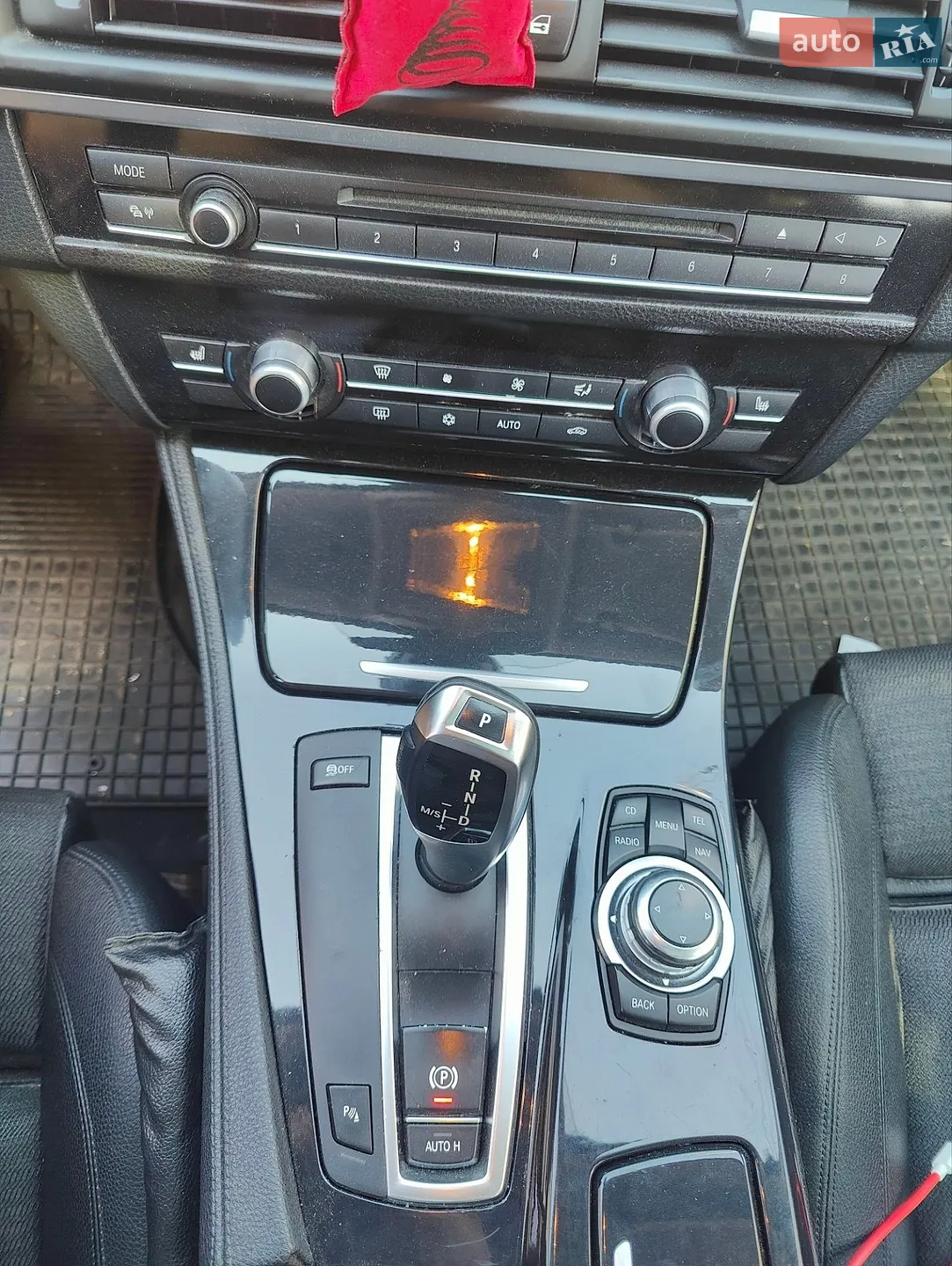 2011 BMW 5er - мініатюра 18