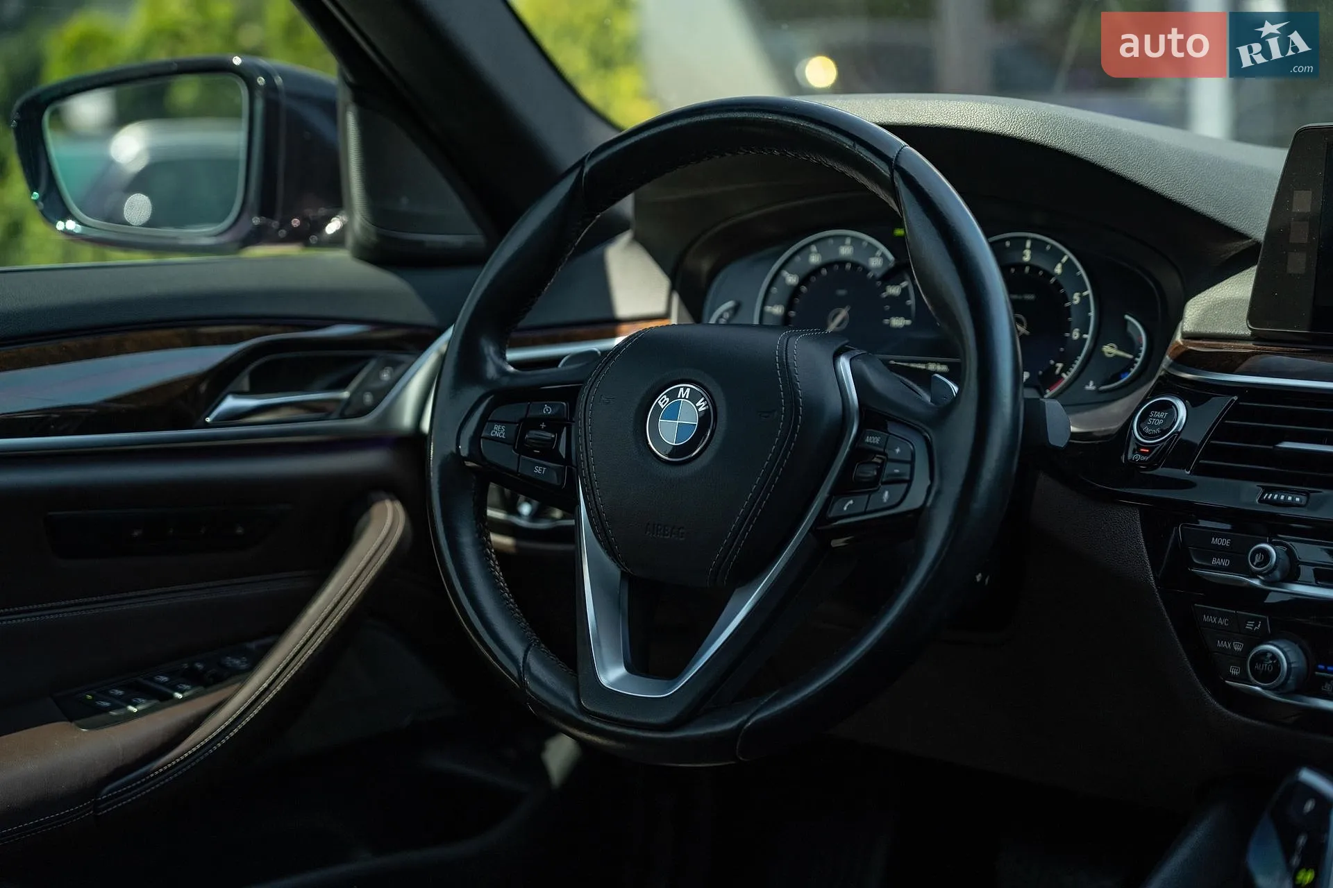 2017 BMW 5er - мініатюра 26