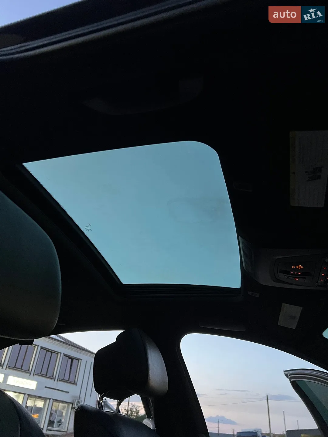 2012 BMW 5er - мініатюра 21