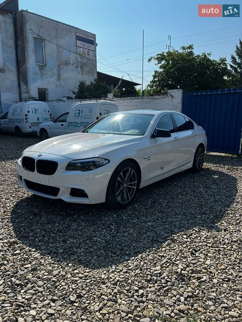 2011 BMW 5er - мініатюра 2