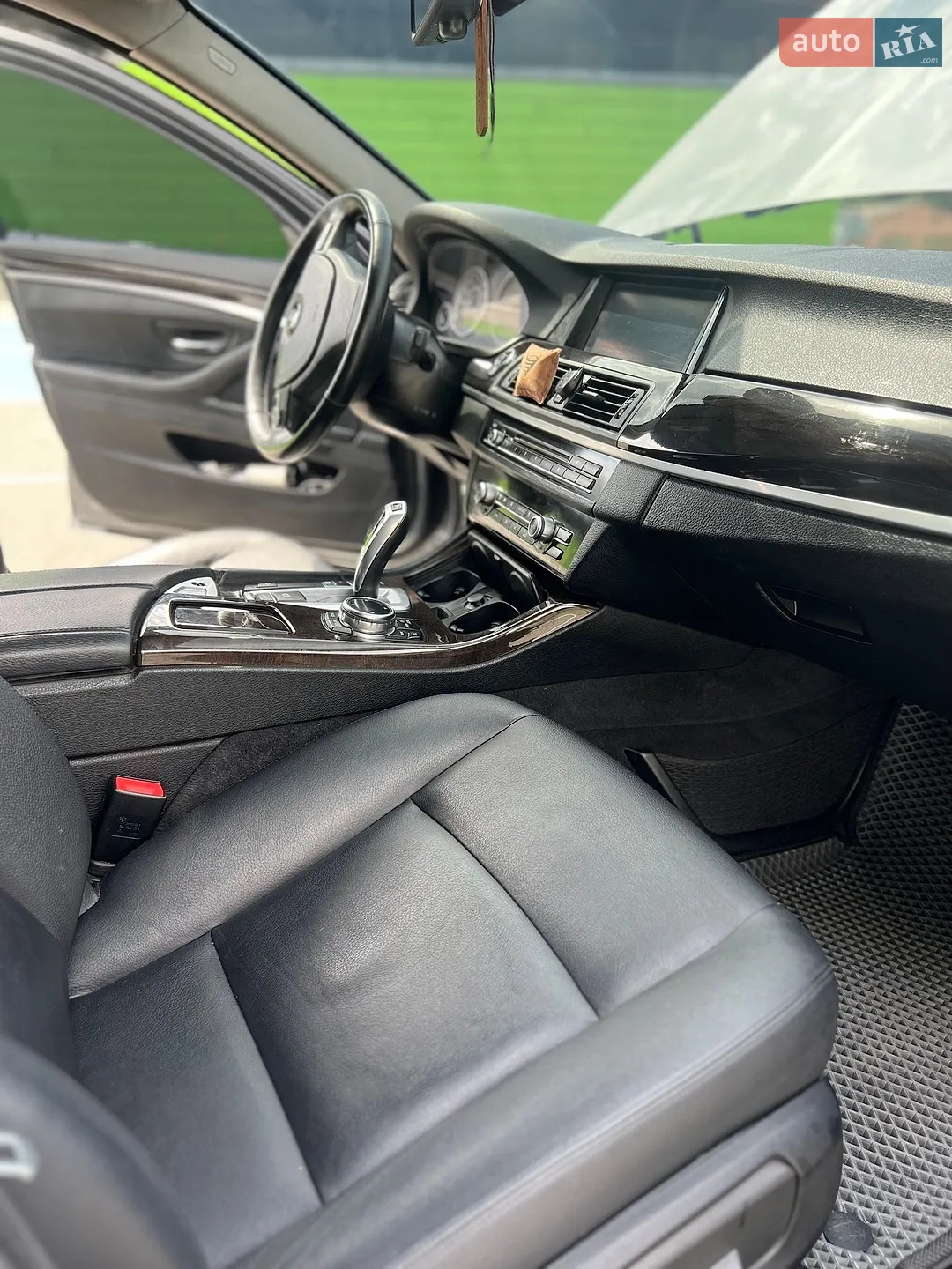 2013 BMW 5er - мініатюра 12