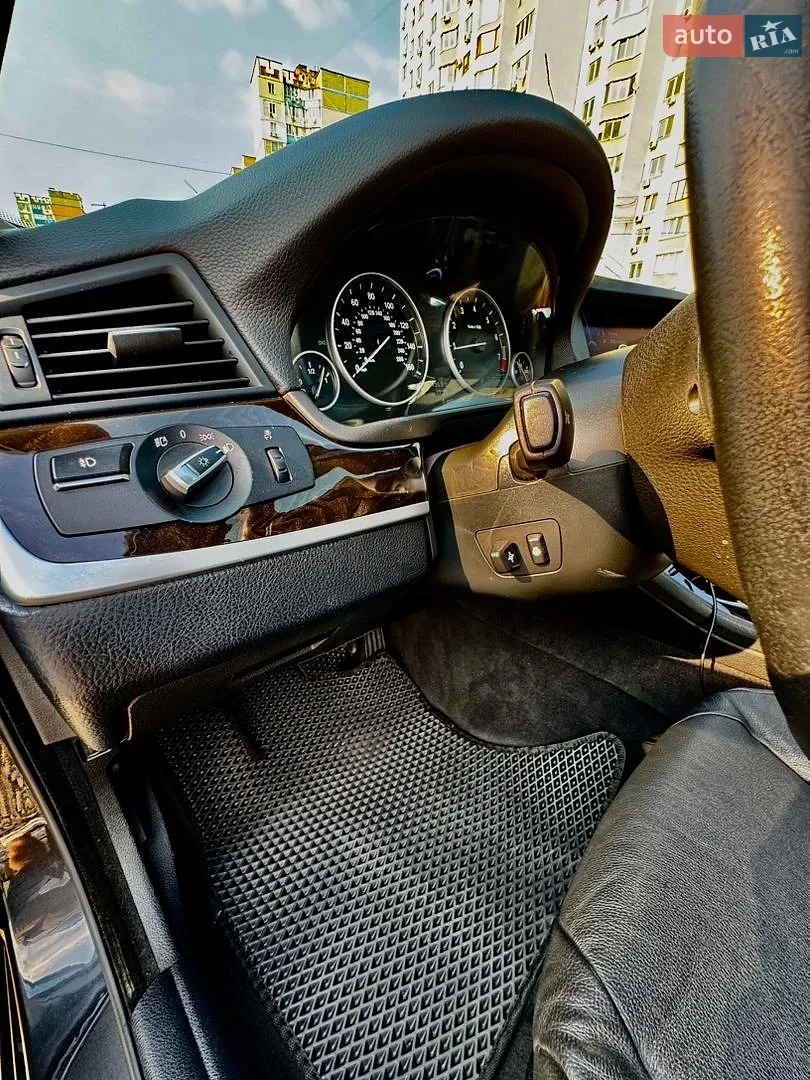 2012 BMW 5er - мініатюра 18