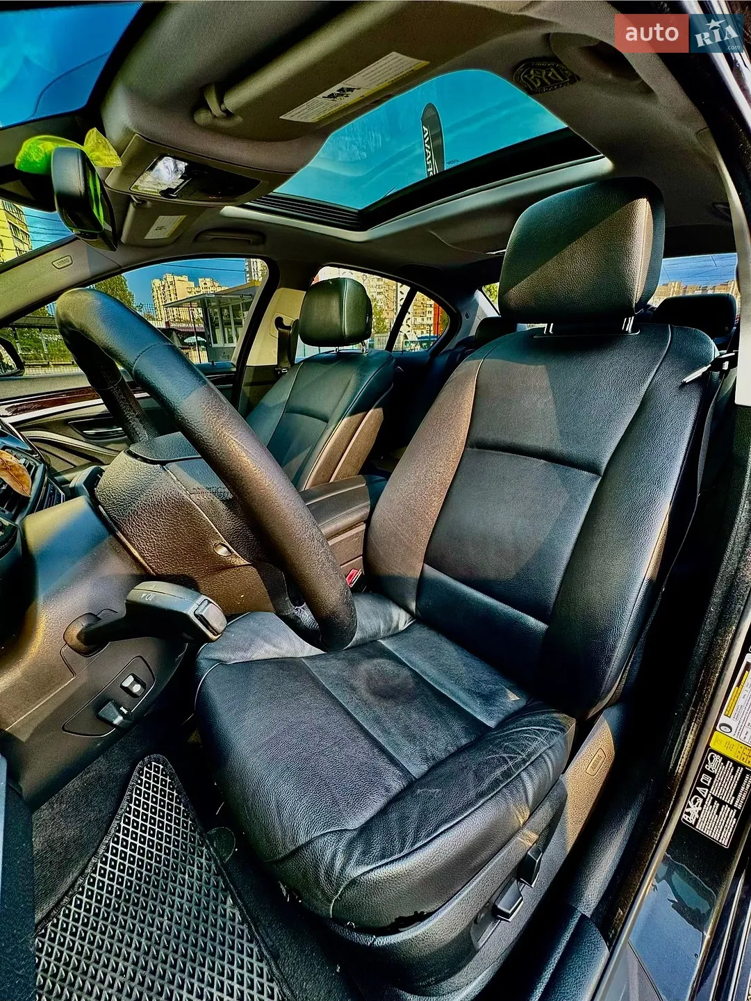 2012 BMW 5er - мініатюра 19