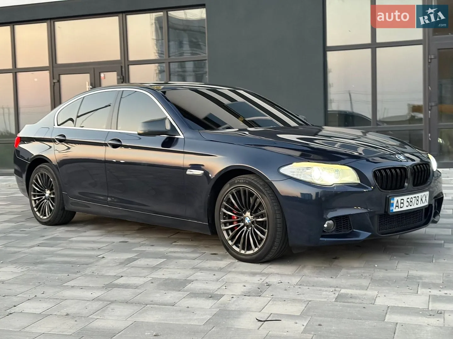 2011 BMW 5er - мініатюра 4