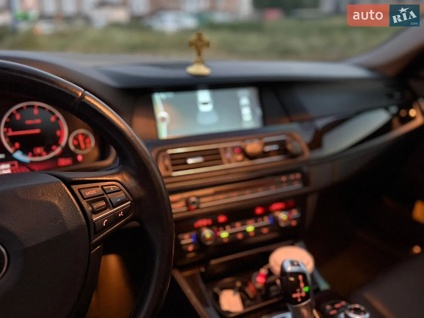 2011 BMW 5er - мініатюра 19
