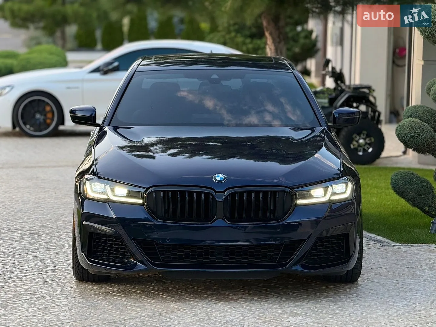 2022 BMW 5er - мініатюра 2