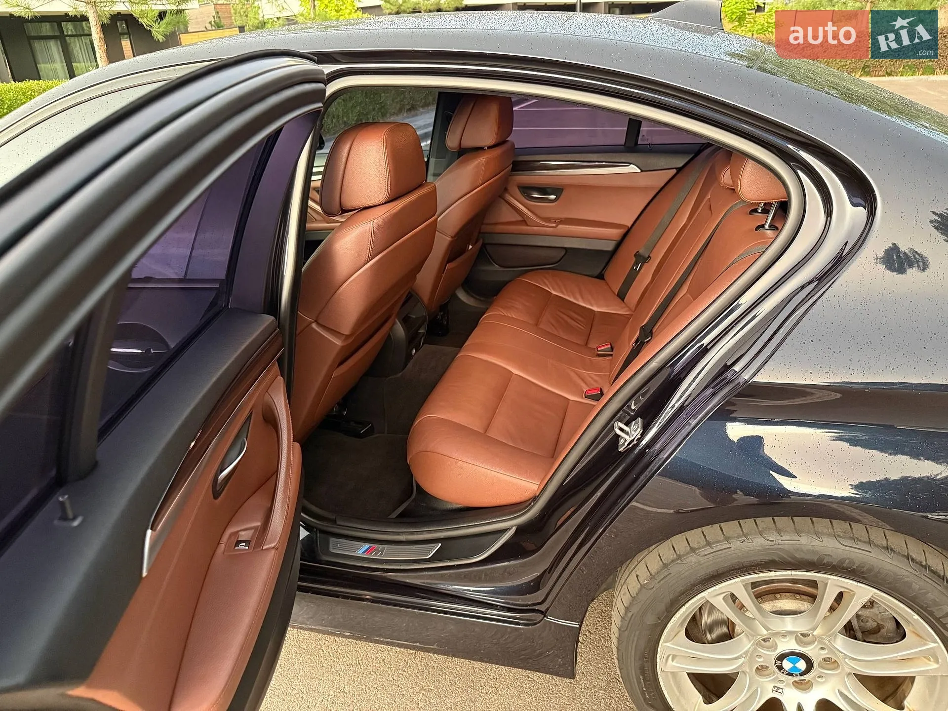 2012 BMW 5er - мініатюра 32