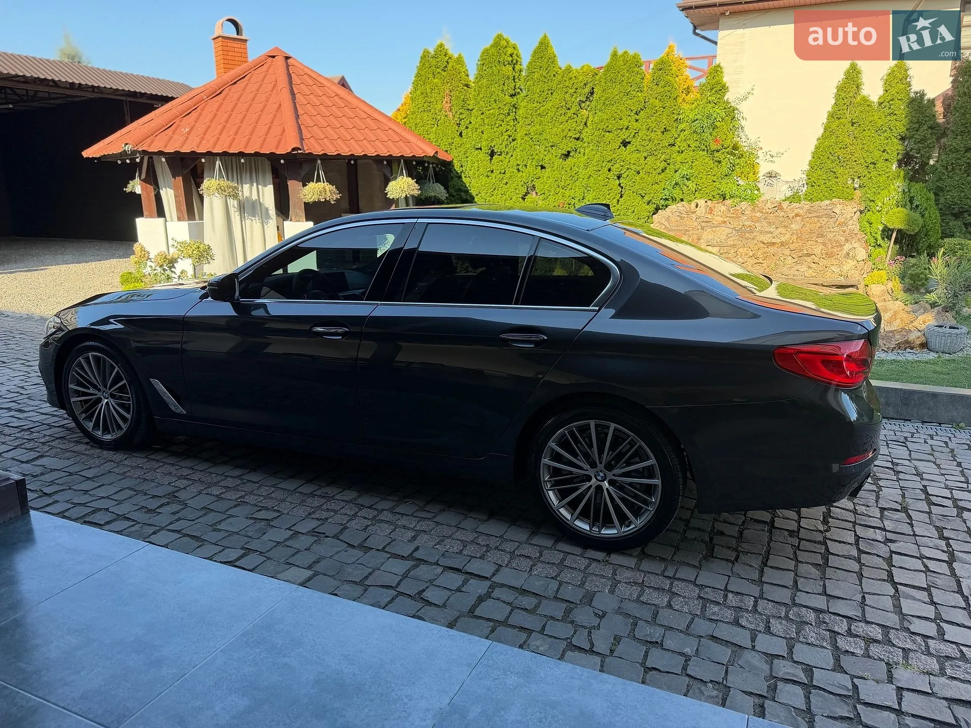 2017 BMW 5er - мініатюра 18