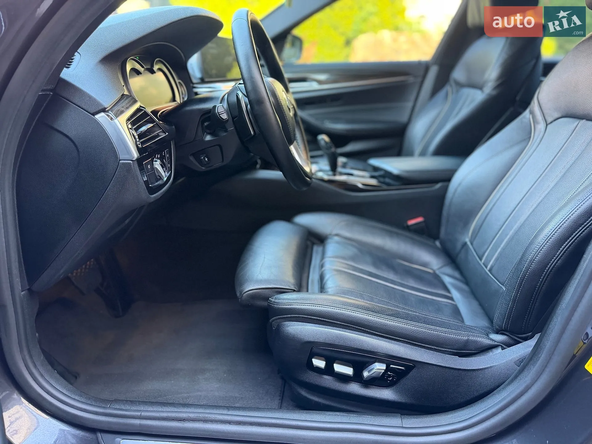 2017 BMW 5er - мініатюра 26