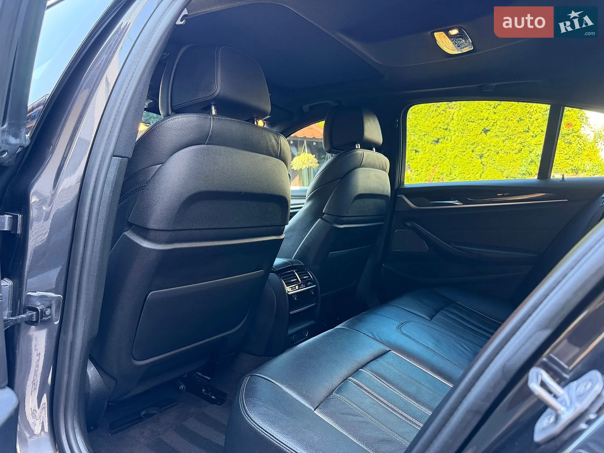 2017 BMW 5er - мініатюра 38