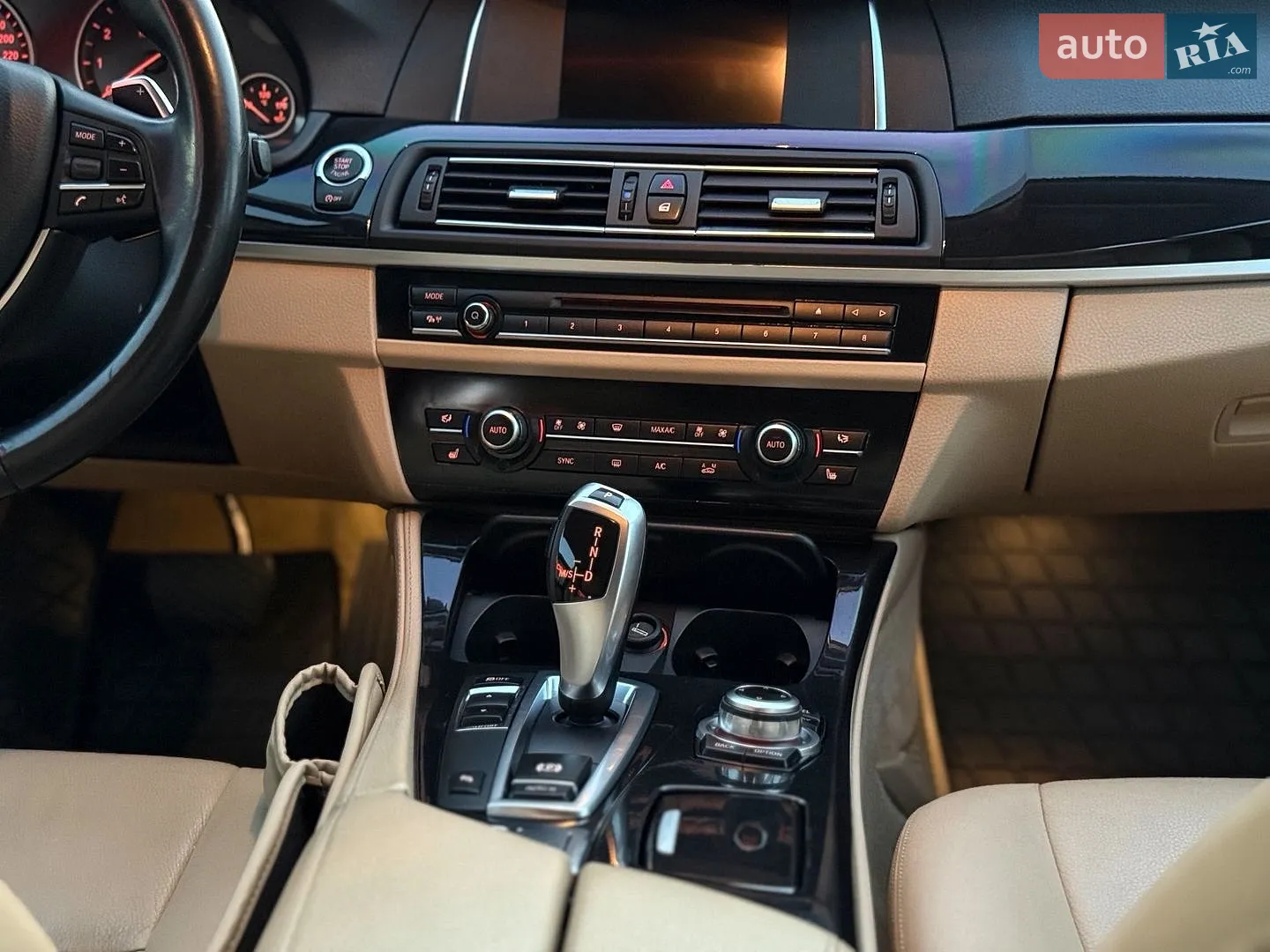 2016 BMW 5er - мініатюра 17