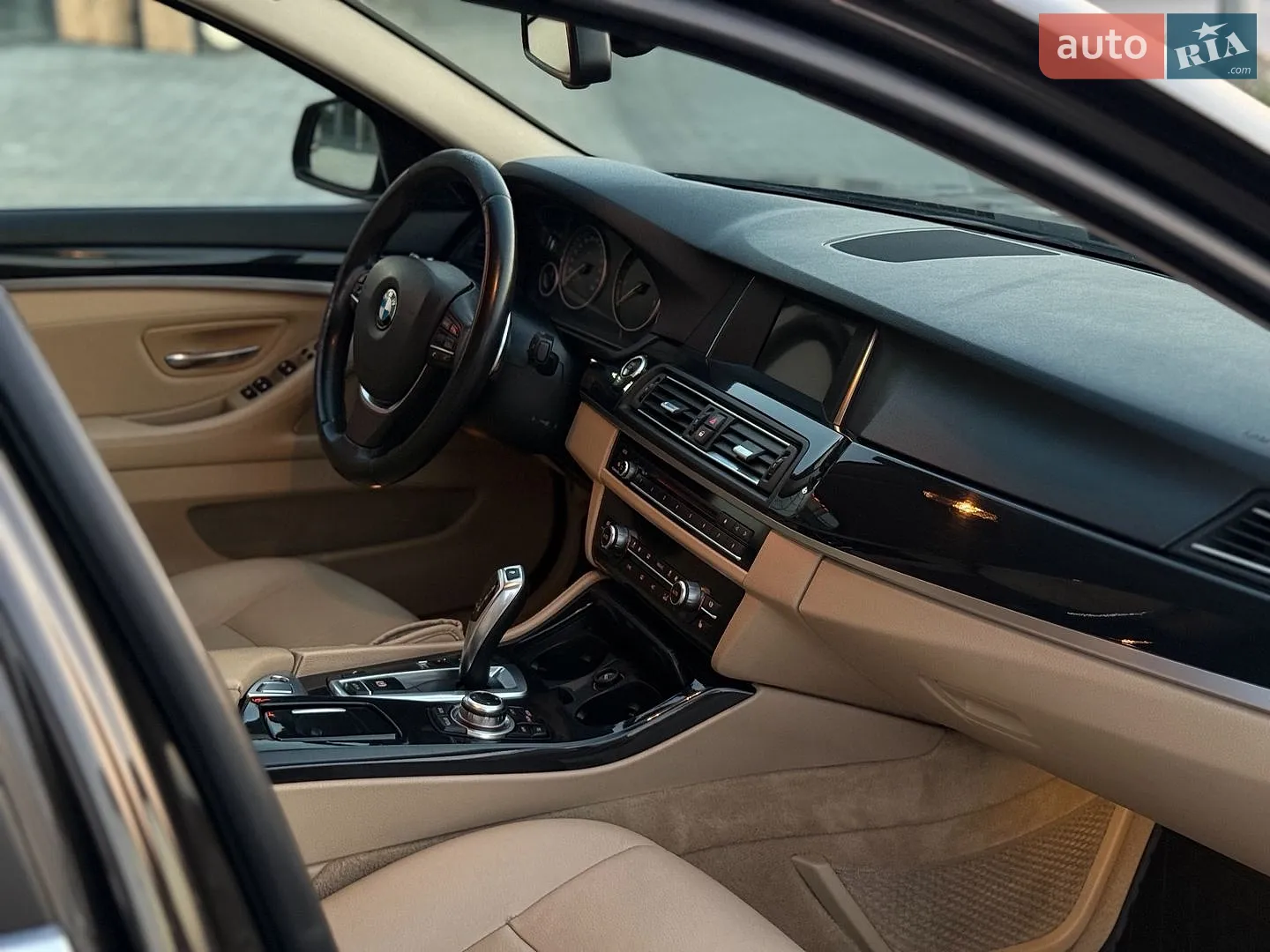 2016 BMW 5er - мініатюра 15