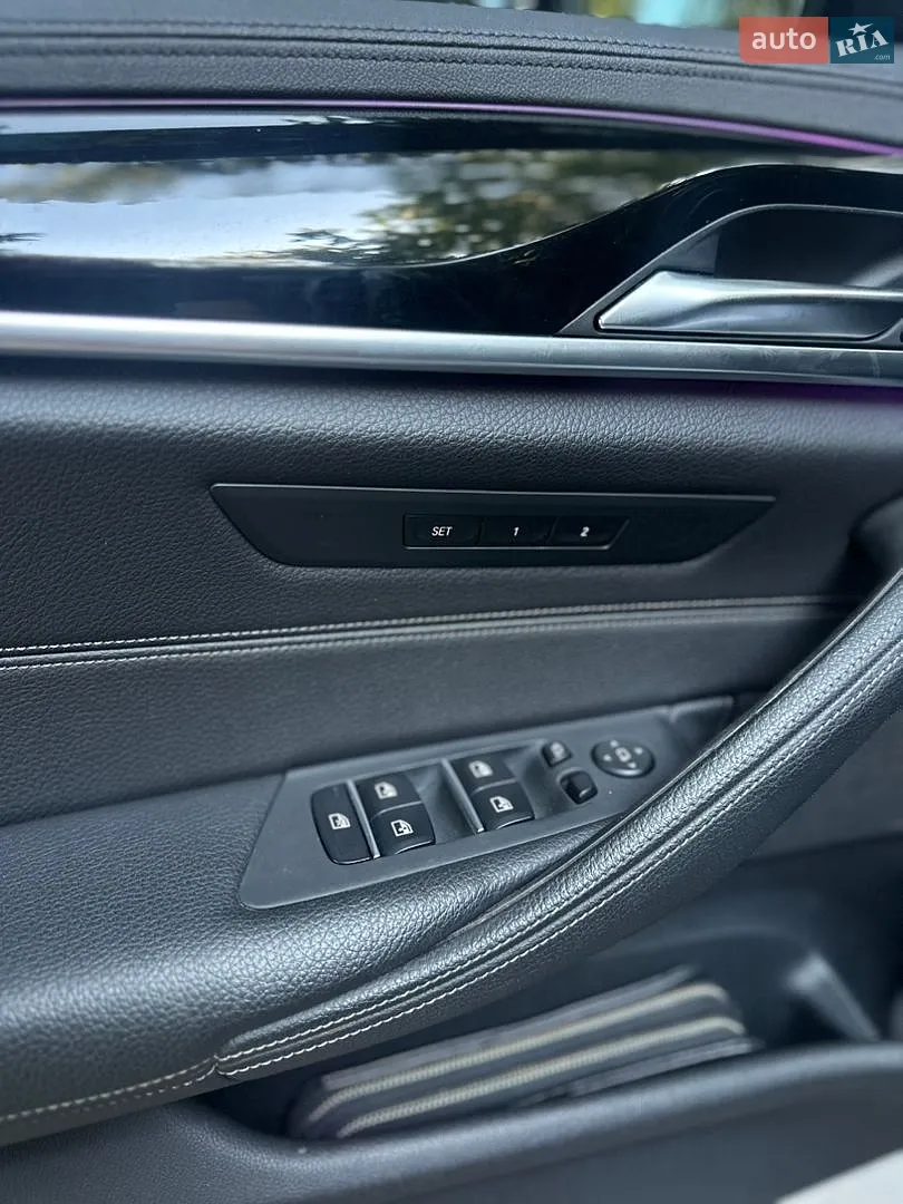 2017 BMW 5er - мініатюра 24