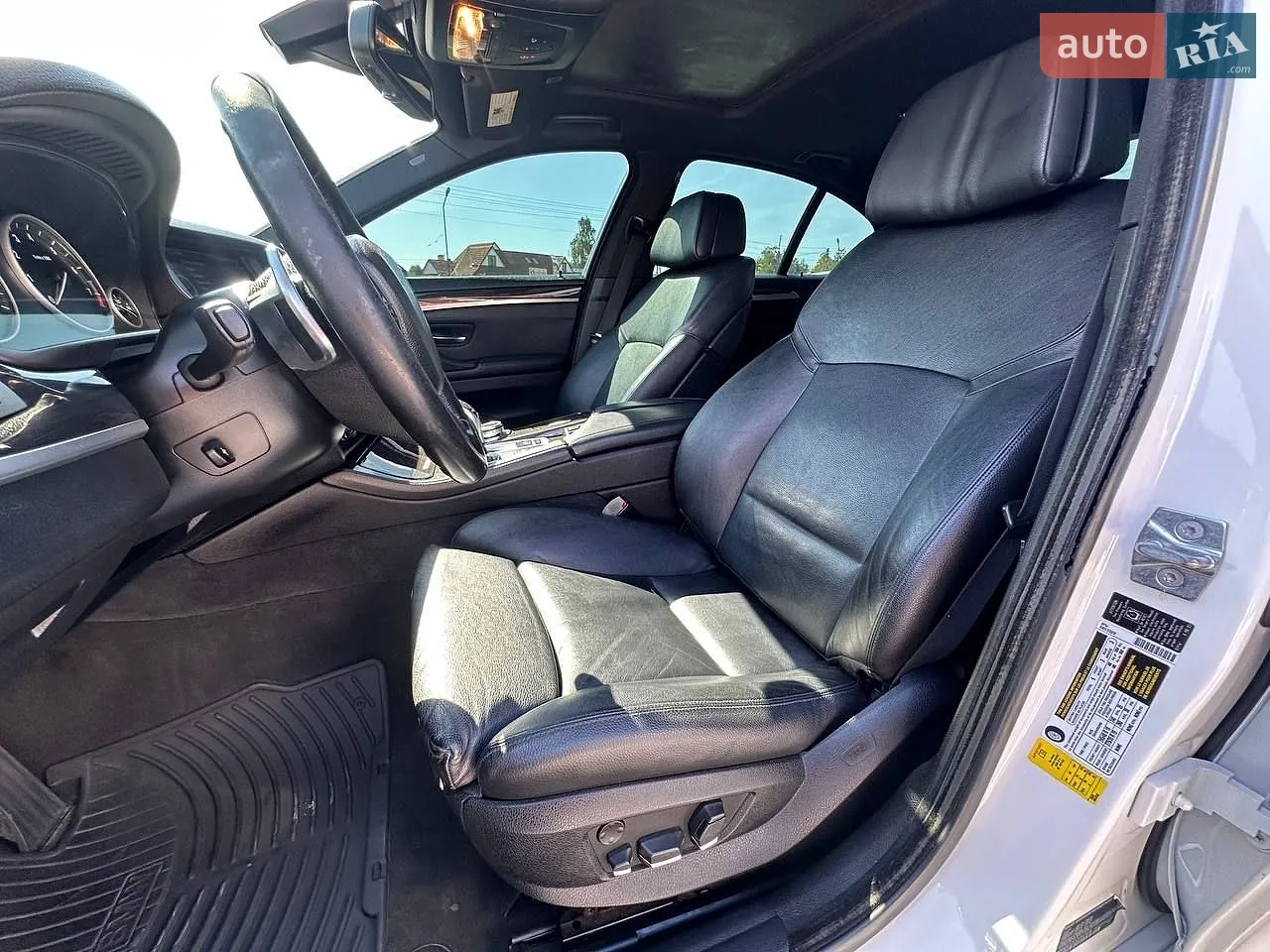 2012 BMW 5er - мініатюра 24