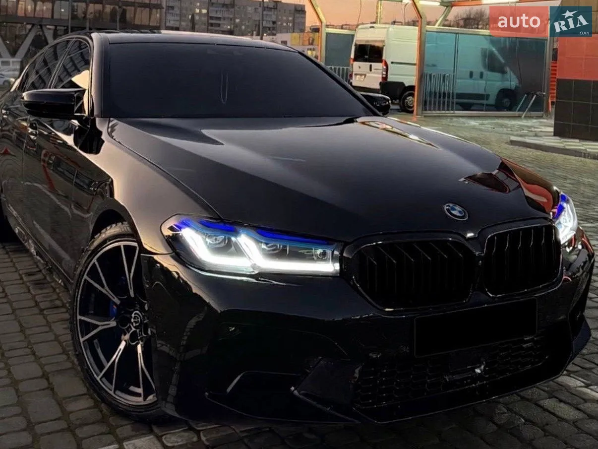 2018 BMW 5er - фото 1