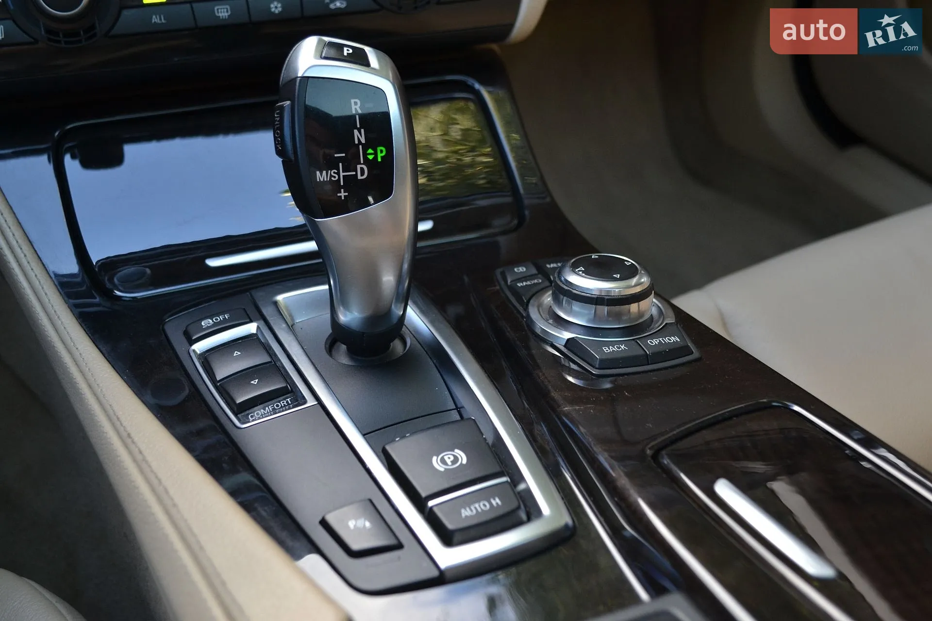 2011 BMW 5er - мініатюра 34