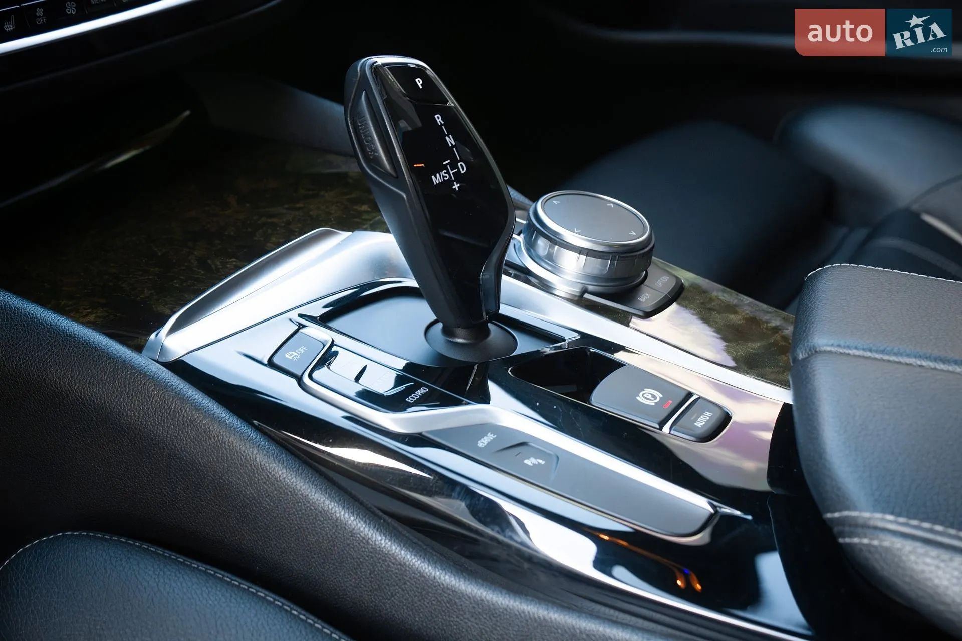 2018 BMW 5er - мініатюра 18