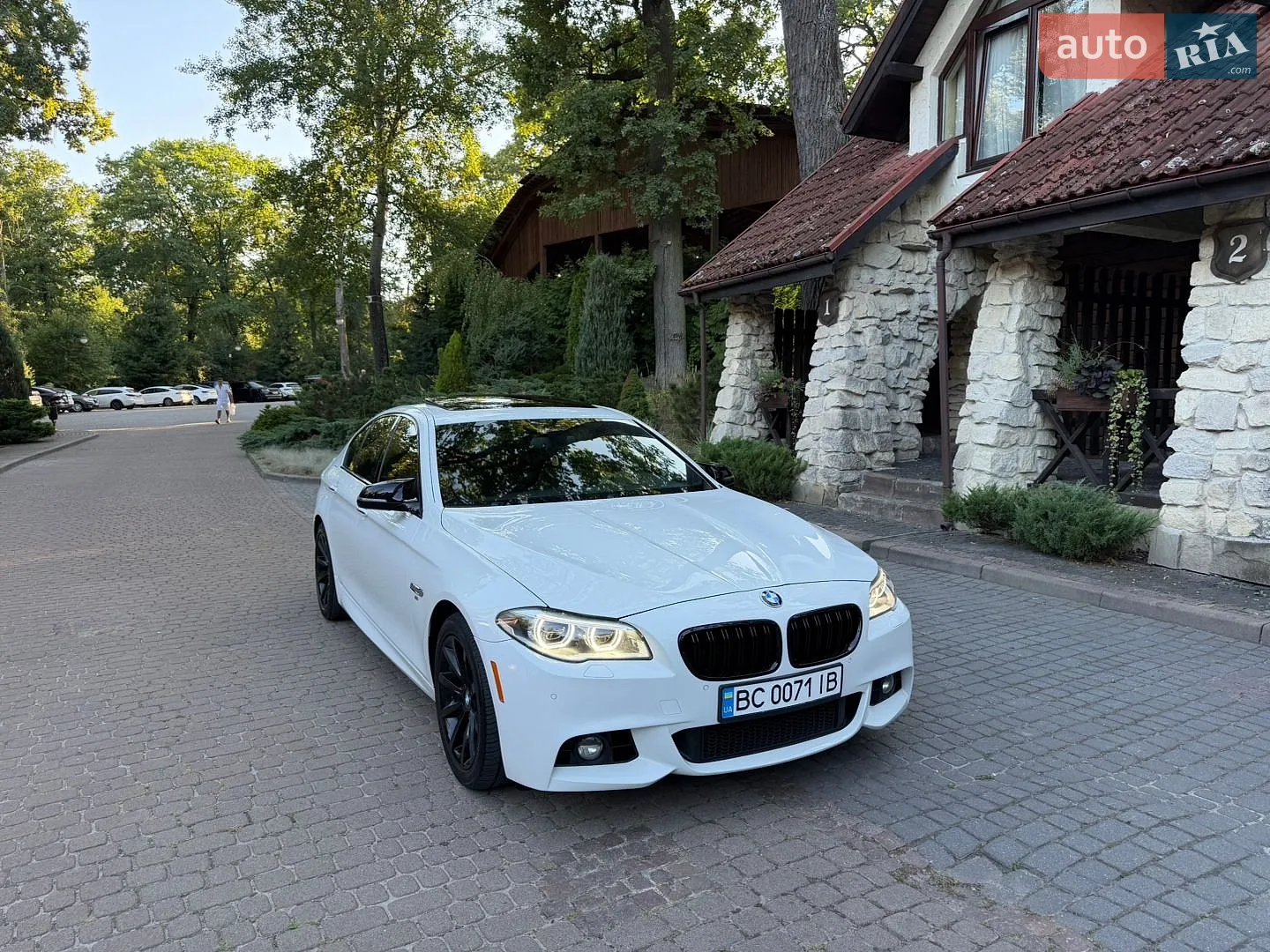 2016 BMW 5er - мініатюра 11