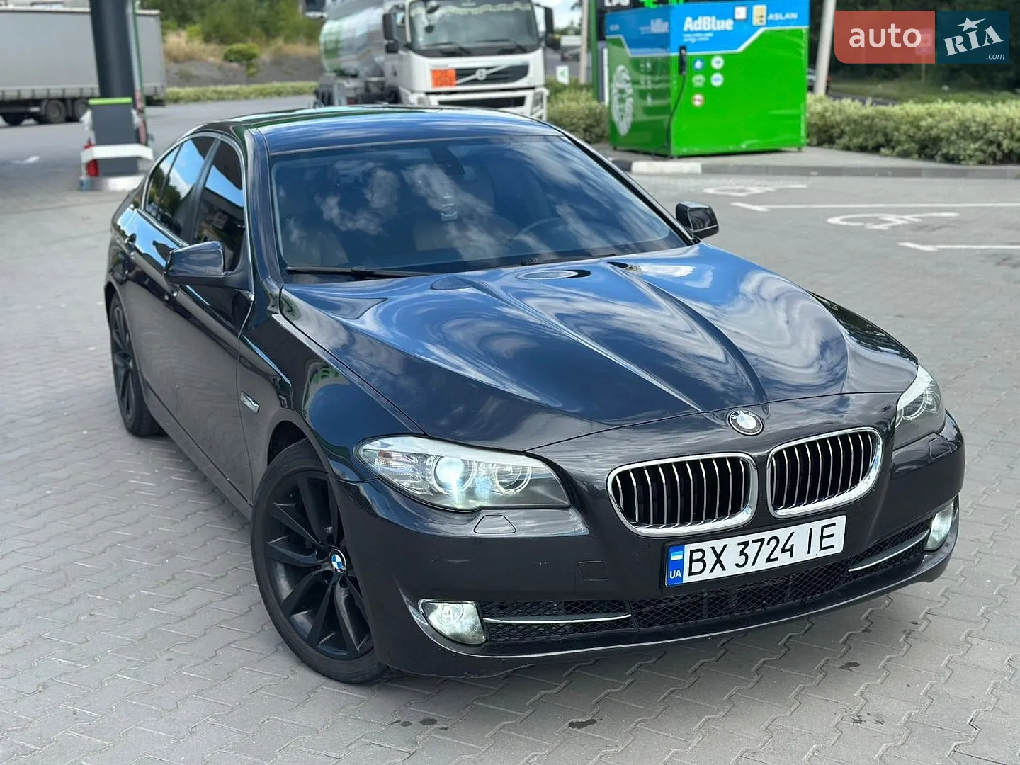 2010 BMW 5er - мініатюра 5