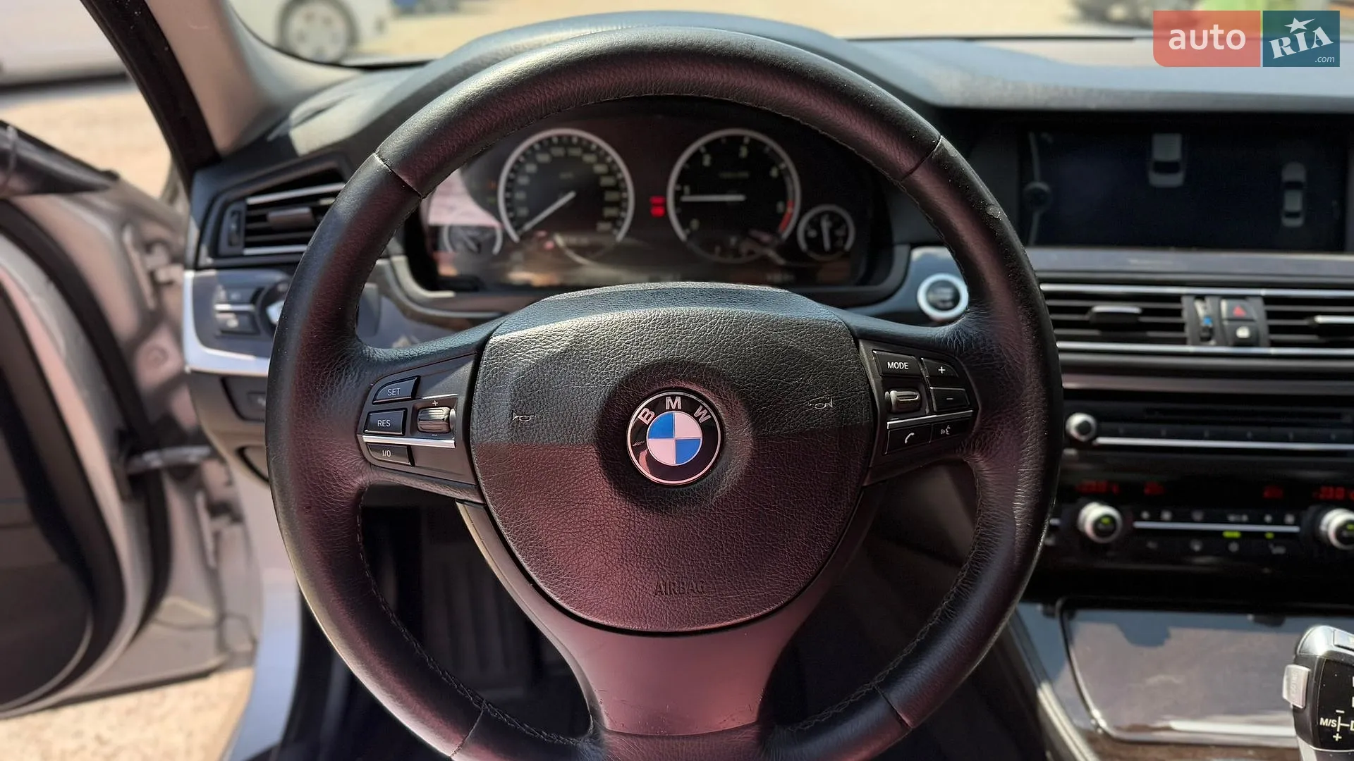2011 BMW 5er - мініатюра 27