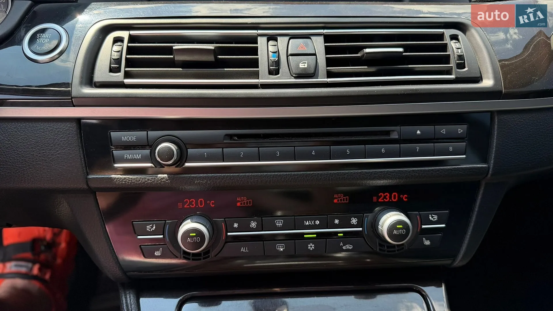 2011 BMW 5er - мініатюра 35