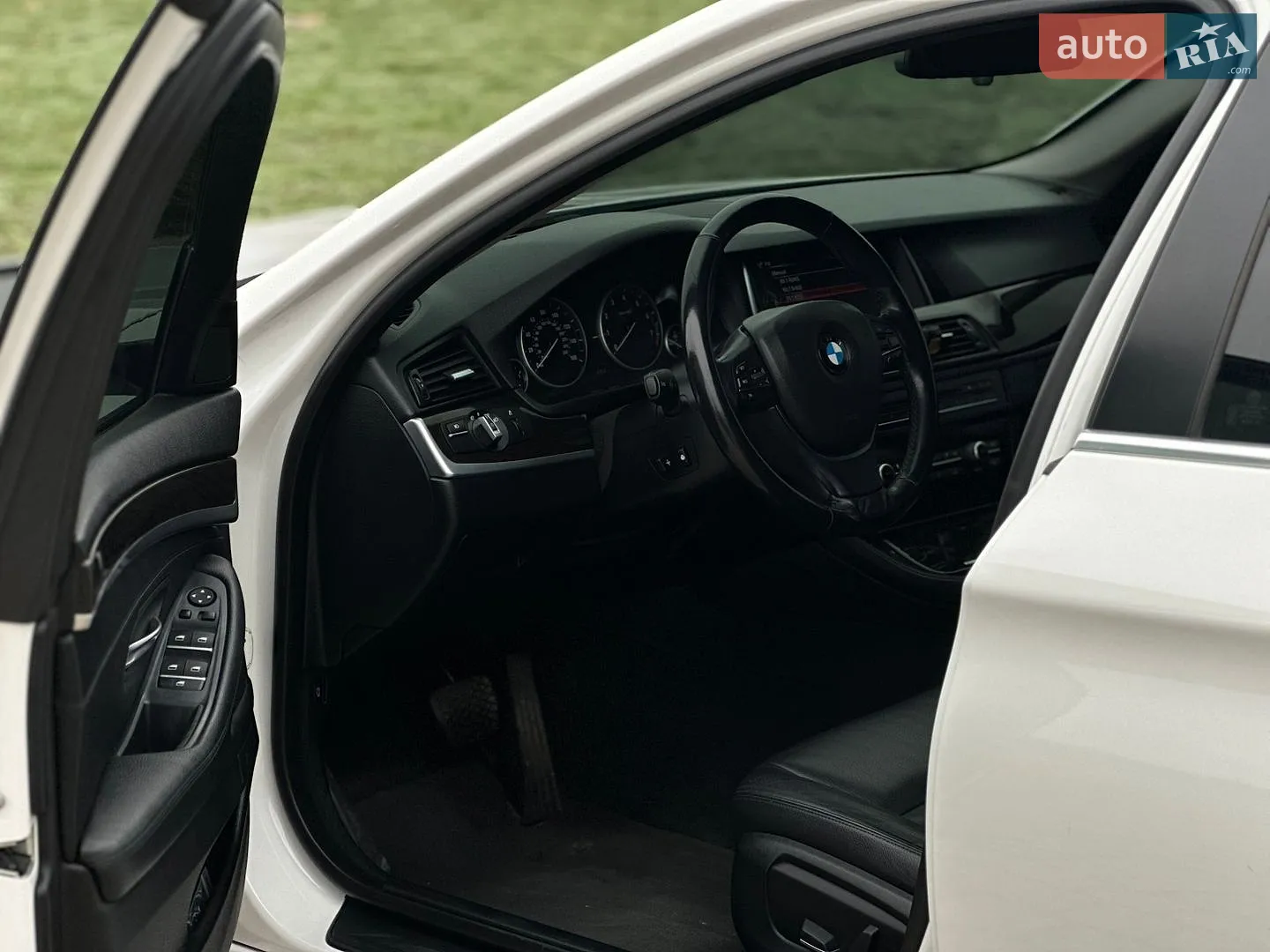 2015 BMW 5er - мініатюра 18