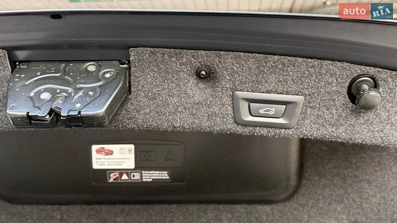 2012 BMW 5er - мініатюра 10