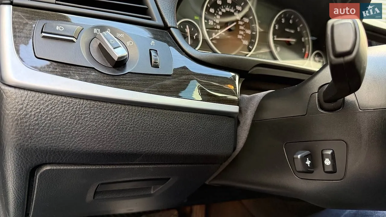2012 BMW 5er - мініатюра 17