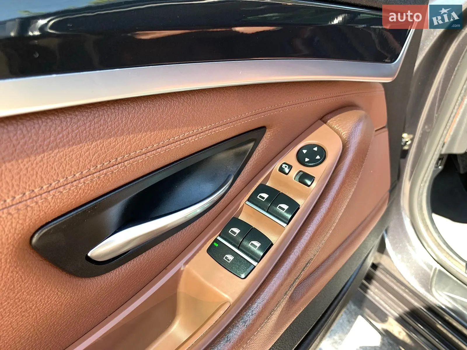 2010 BMW 5er - мініатюра 15