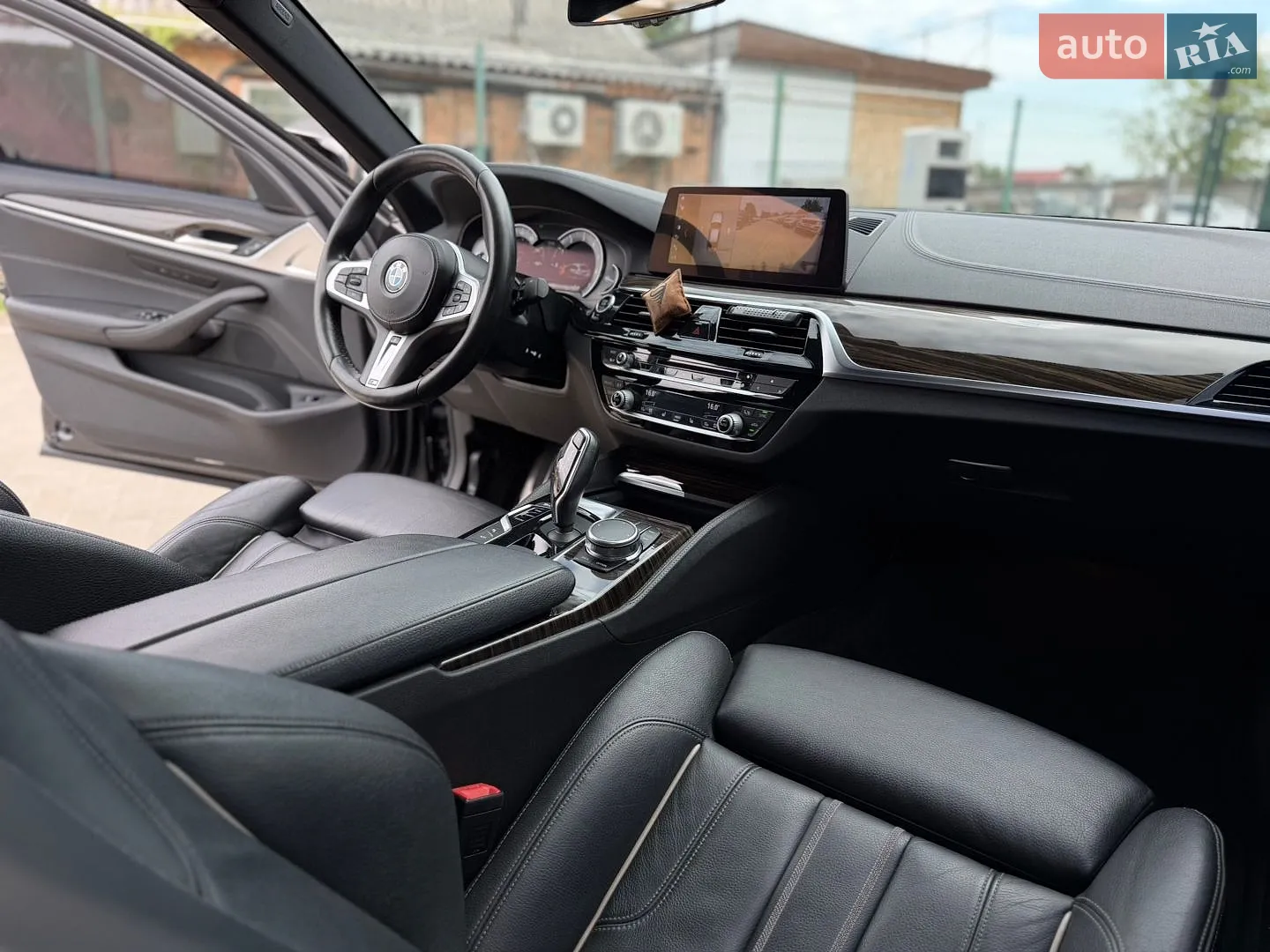 2017 BMW 5er - мініатюра 13