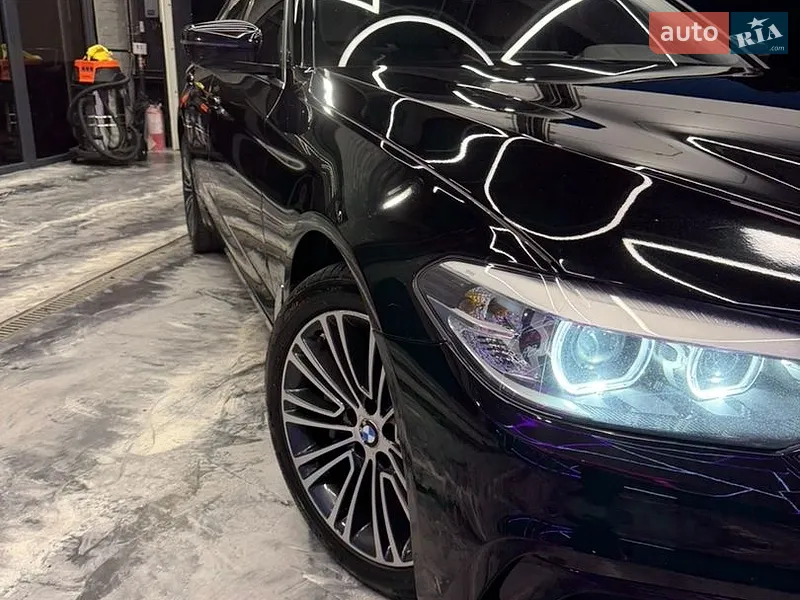 BMW 5 Series 2019