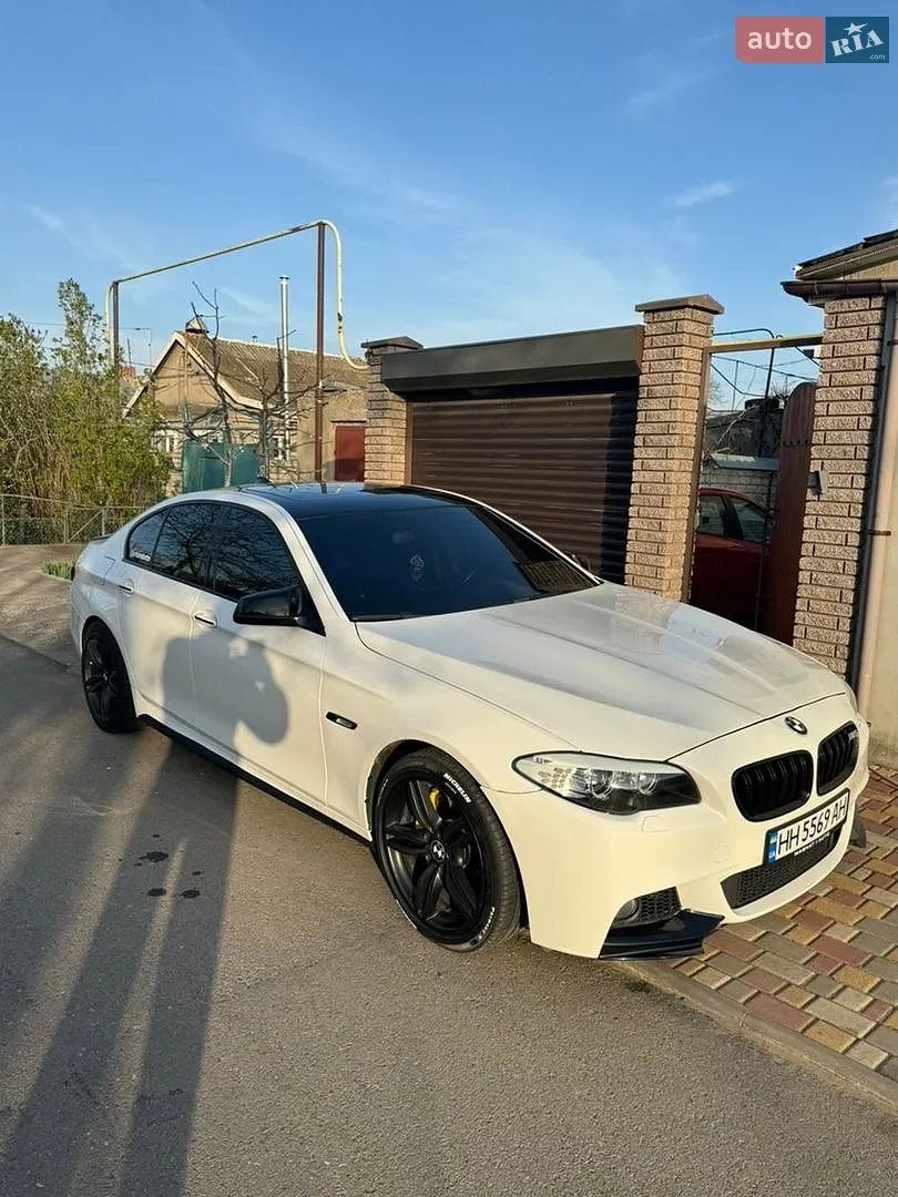 2011 BMW 5er - мініатюра 4