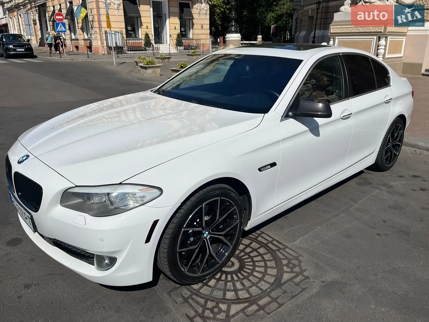 2013 BMW 5er - мініатюра 2