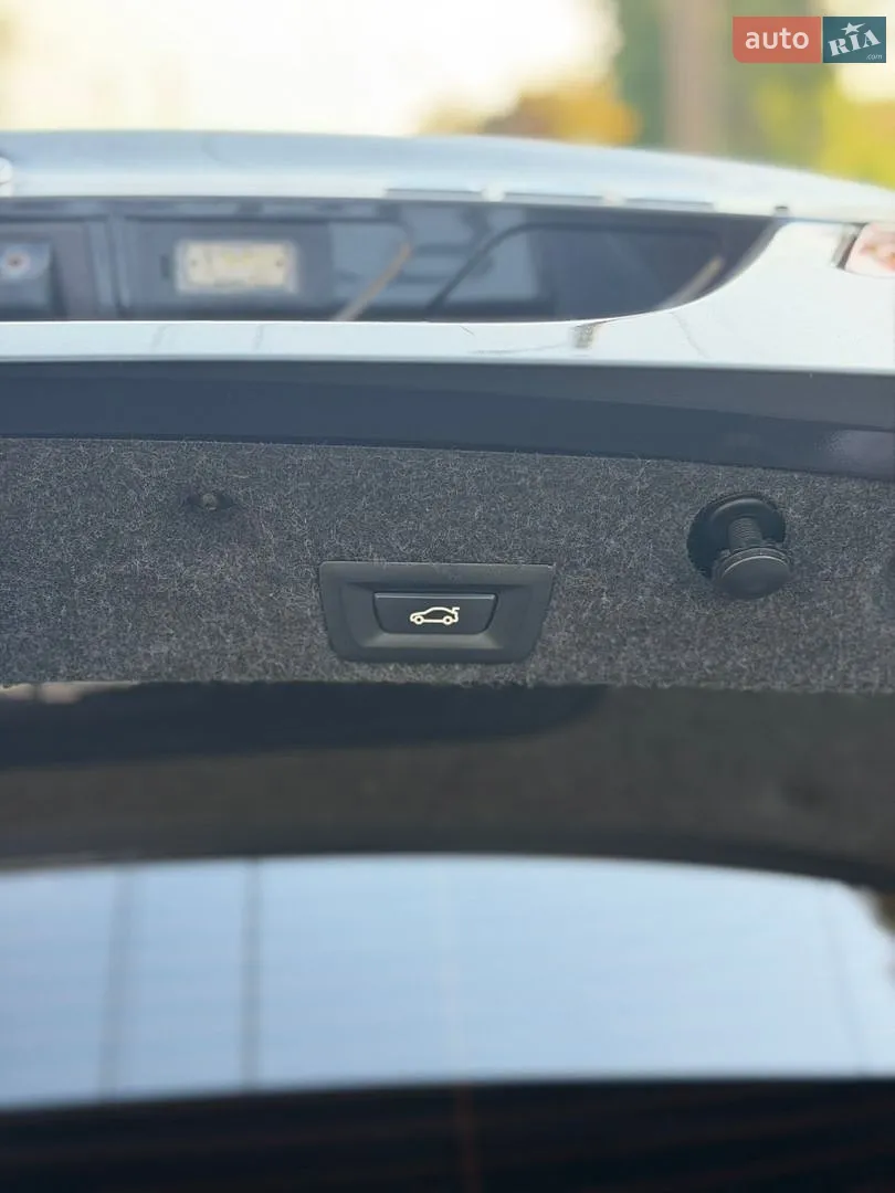 2012 BMW 5er - мініатюра 24