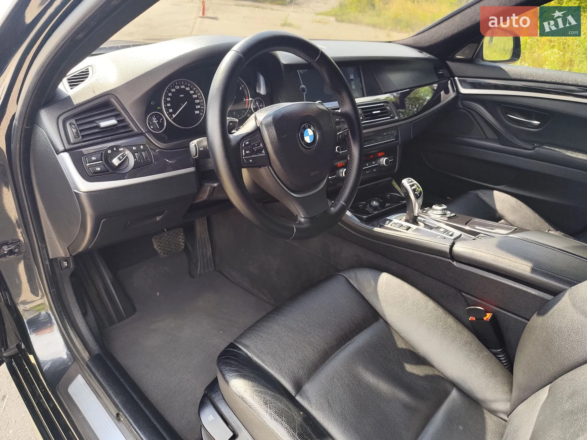 2011 BMW 5er - мініатюра 23