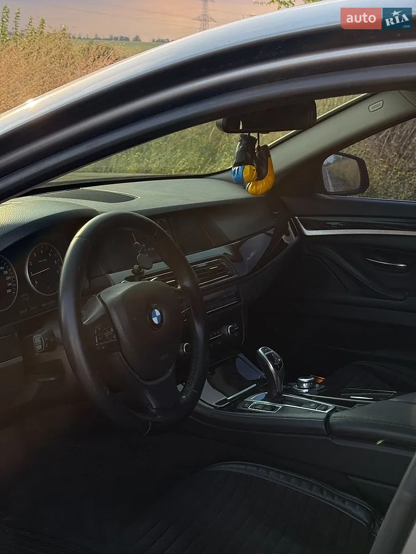 2012 BMW 5er - мініатюра 17