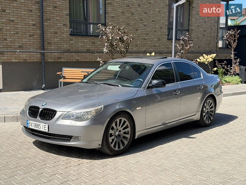 Седан BMW 5 Series 2009 в Ровно