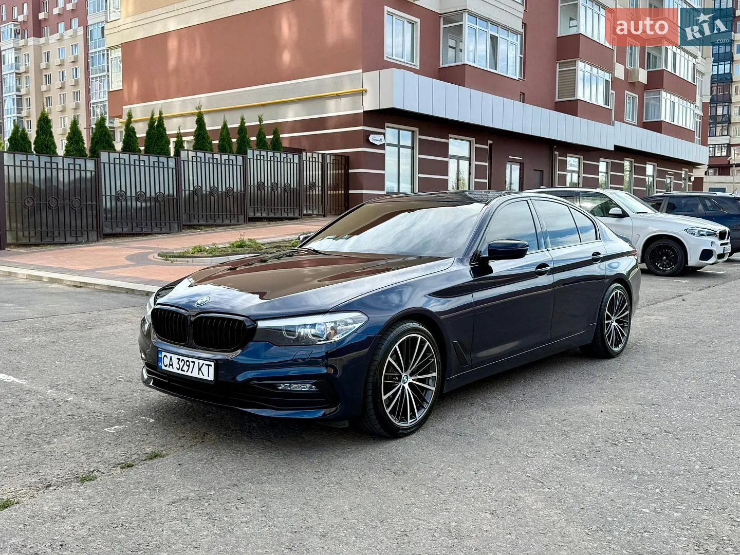 2017 BMW 5er - мініатюра 2