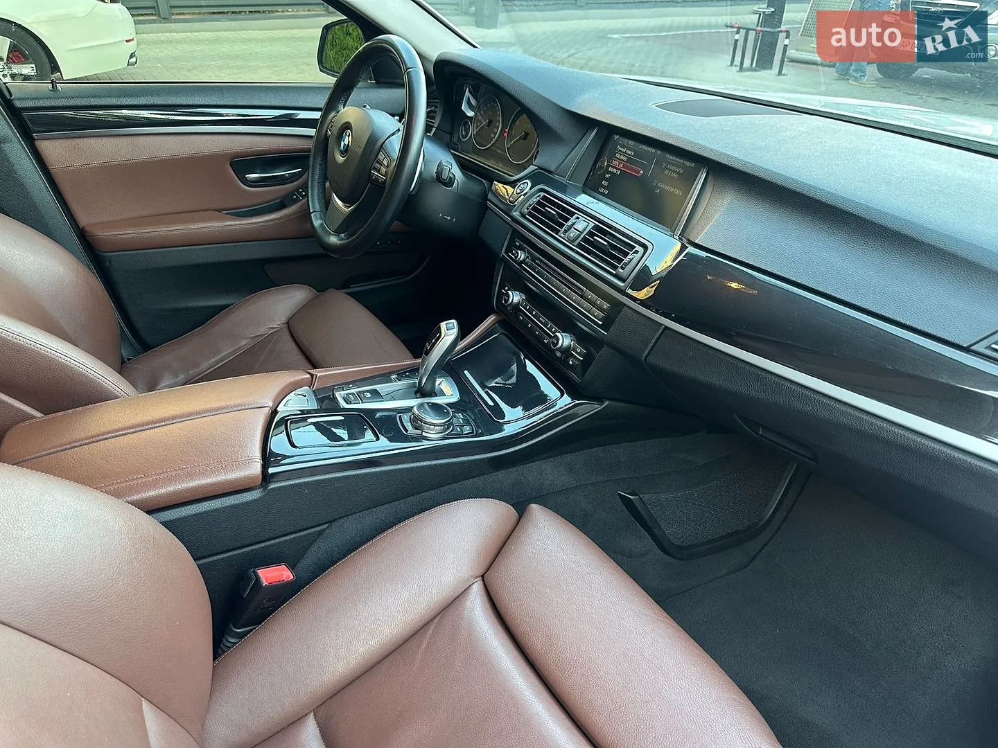 2016 BMW 5er - мініатюра 17
