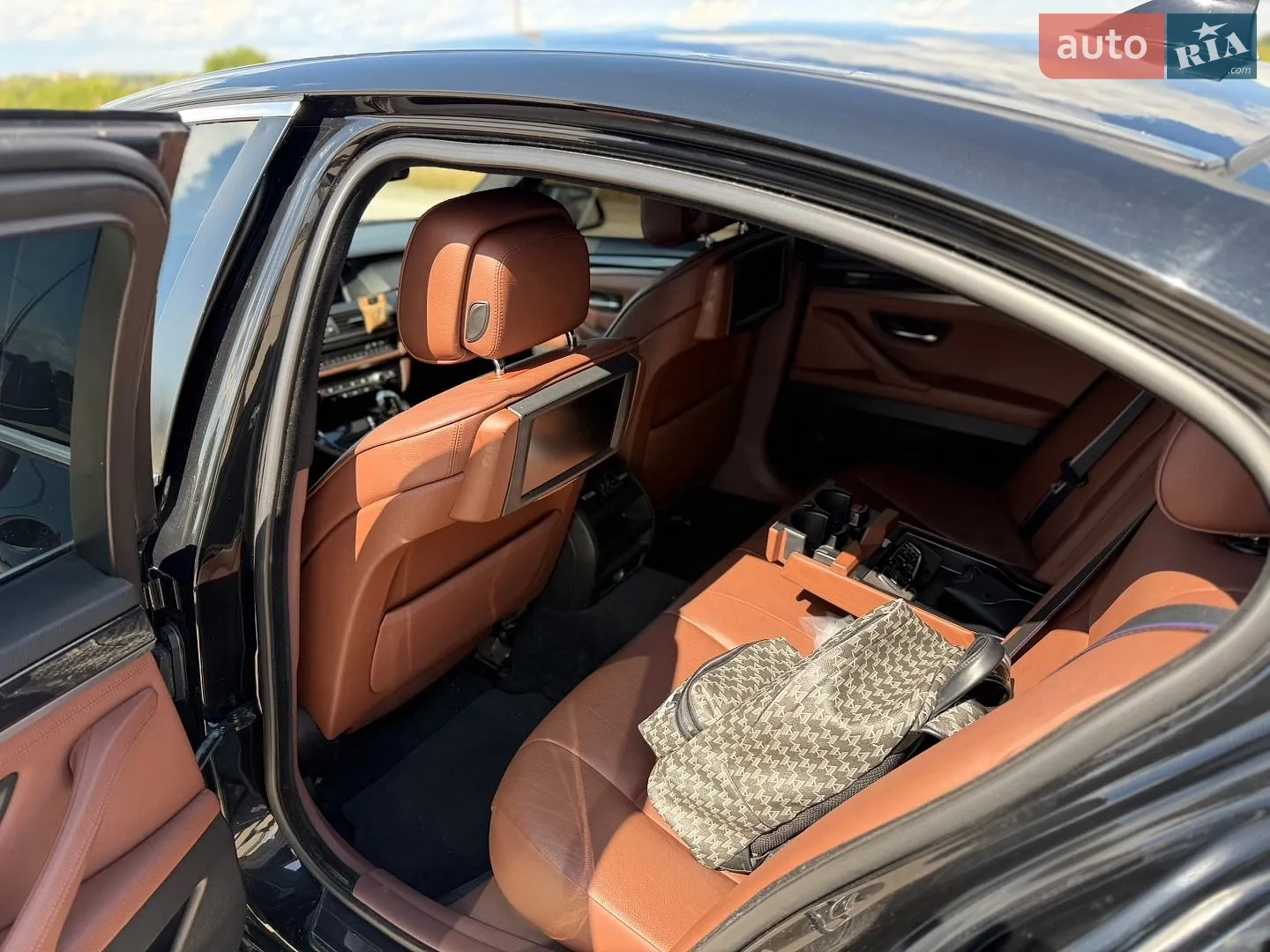 2011 BMW 5er - мініатюра 20