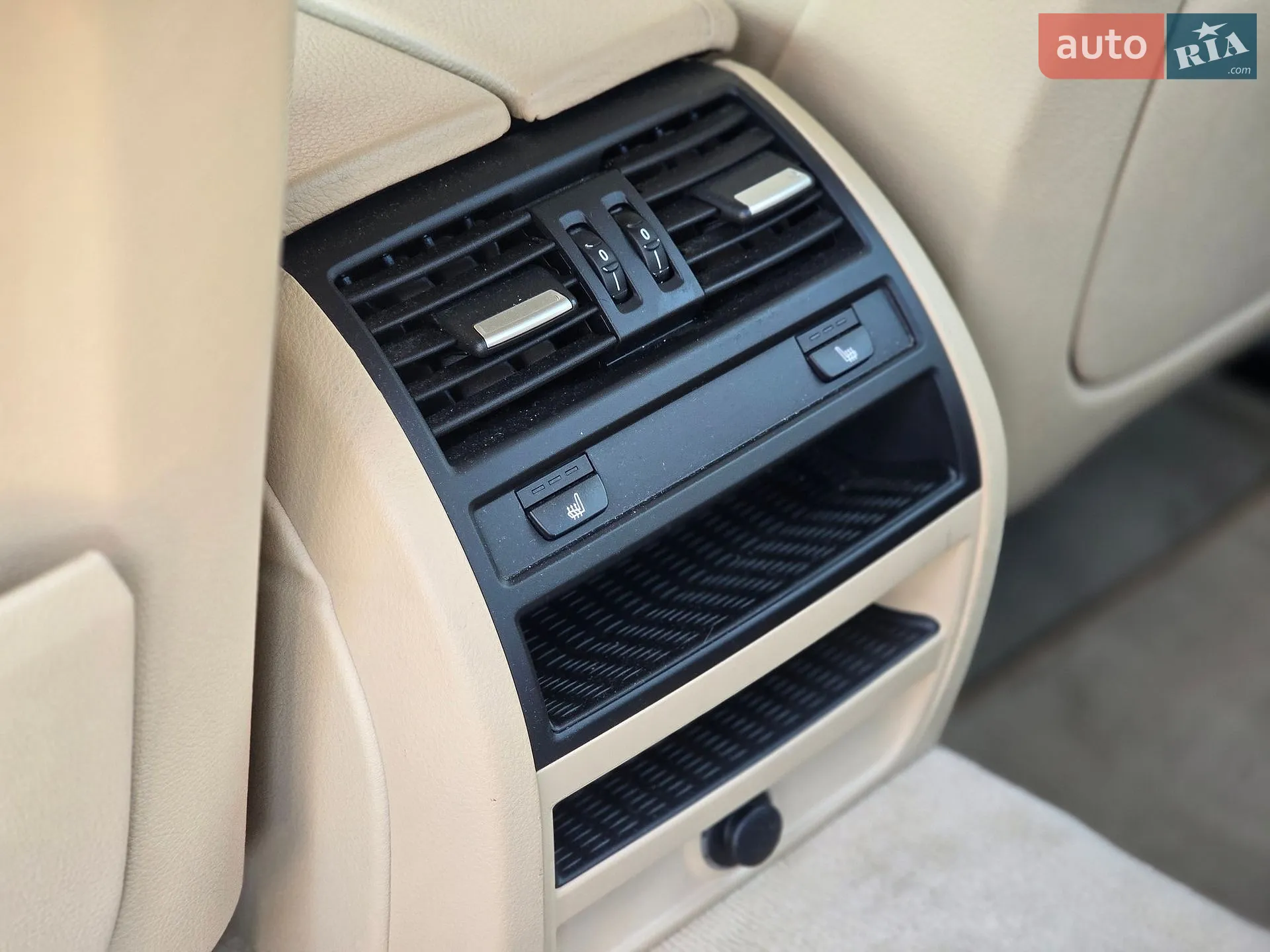 2013 BMW 5er - мініатюра 31