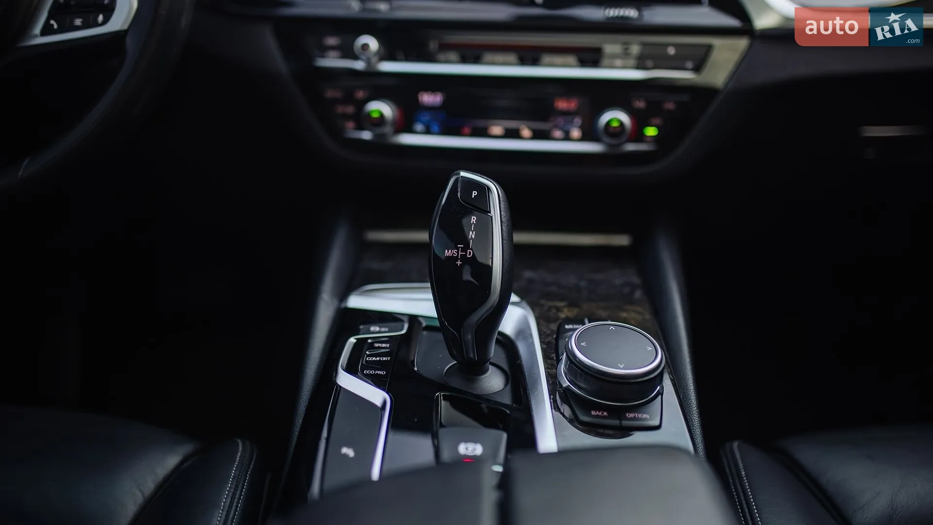 2017 BMW 5er - мініатюра 27