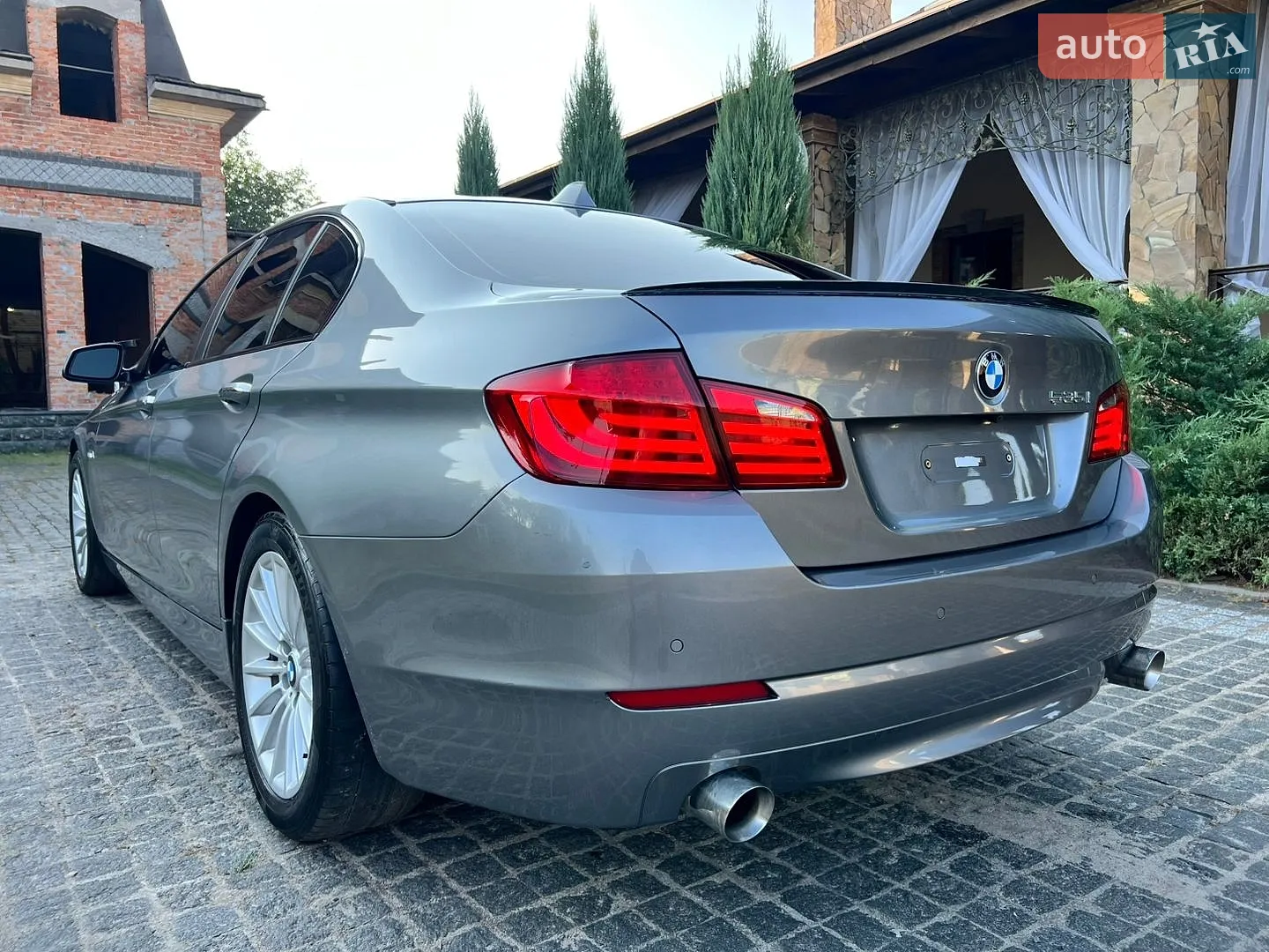 2011 BMW 5er - мініатюра 12