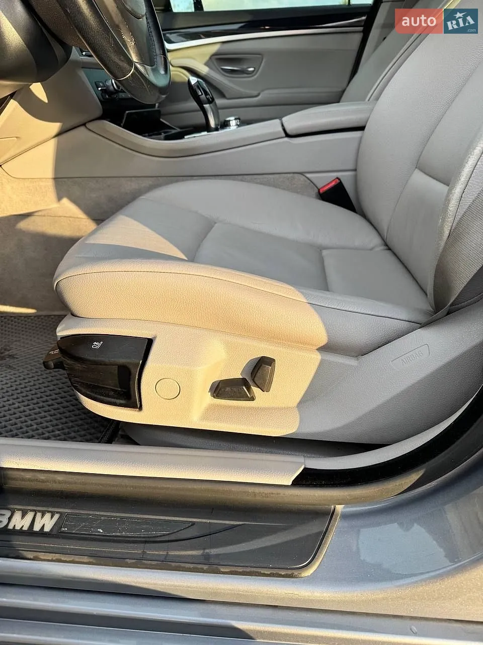 2011 BMW 5er - мініатюра 3