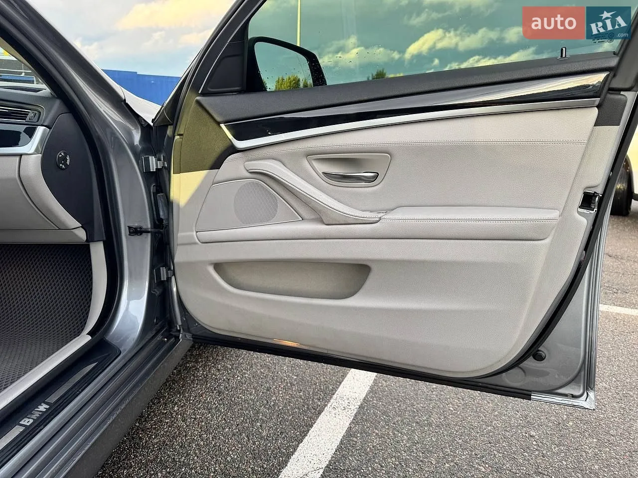 2011 BMW 5er - мініатюра 13