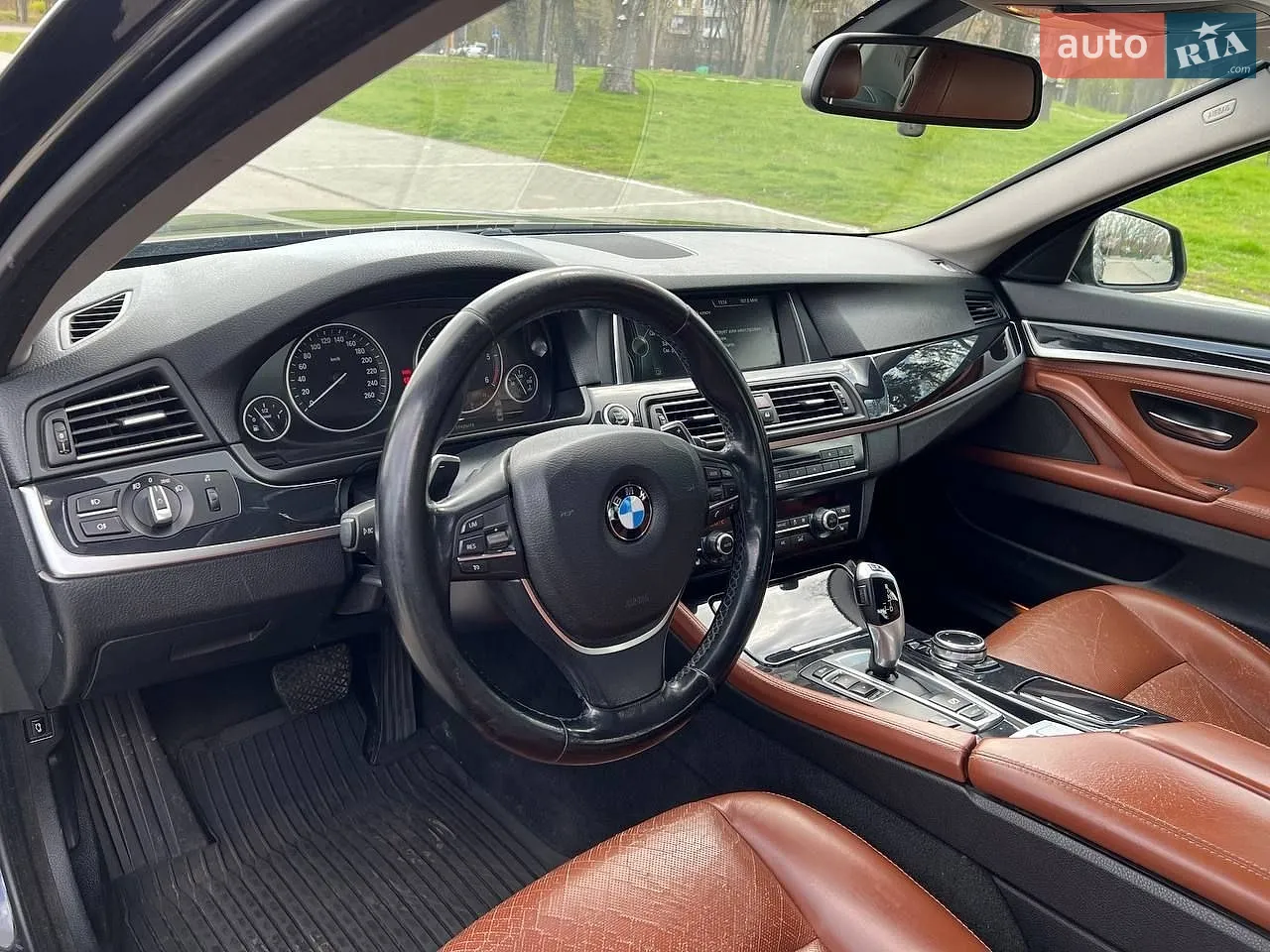 2016 BMW 5er - мініатюра 10